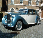 Noble Lady - Bentley R in Elstree
